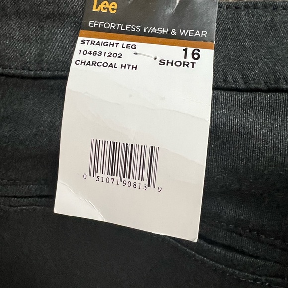 NWT - Lee - Women's Relaxed Fit All Day Straight Leg Pant - Picture 6 of 6